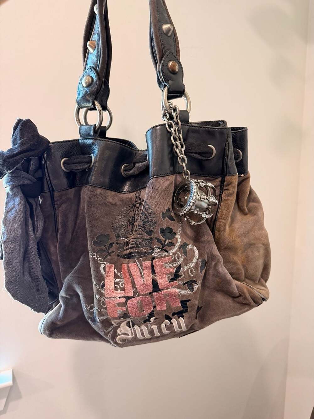 Juicy Couture Live For Juicy Velour Daydreamer Bag Grey Pink